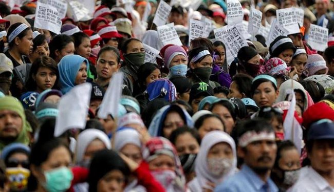 Nasib Buruh di Indonesia: Dihantam Corona, Kena PHK, Iuran BPJS Naik, naviri.org, Naviri Magazine, naviri majalah, naviri