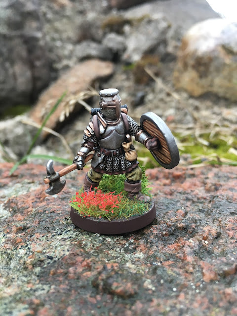 Otherworld miniatures human fighter 