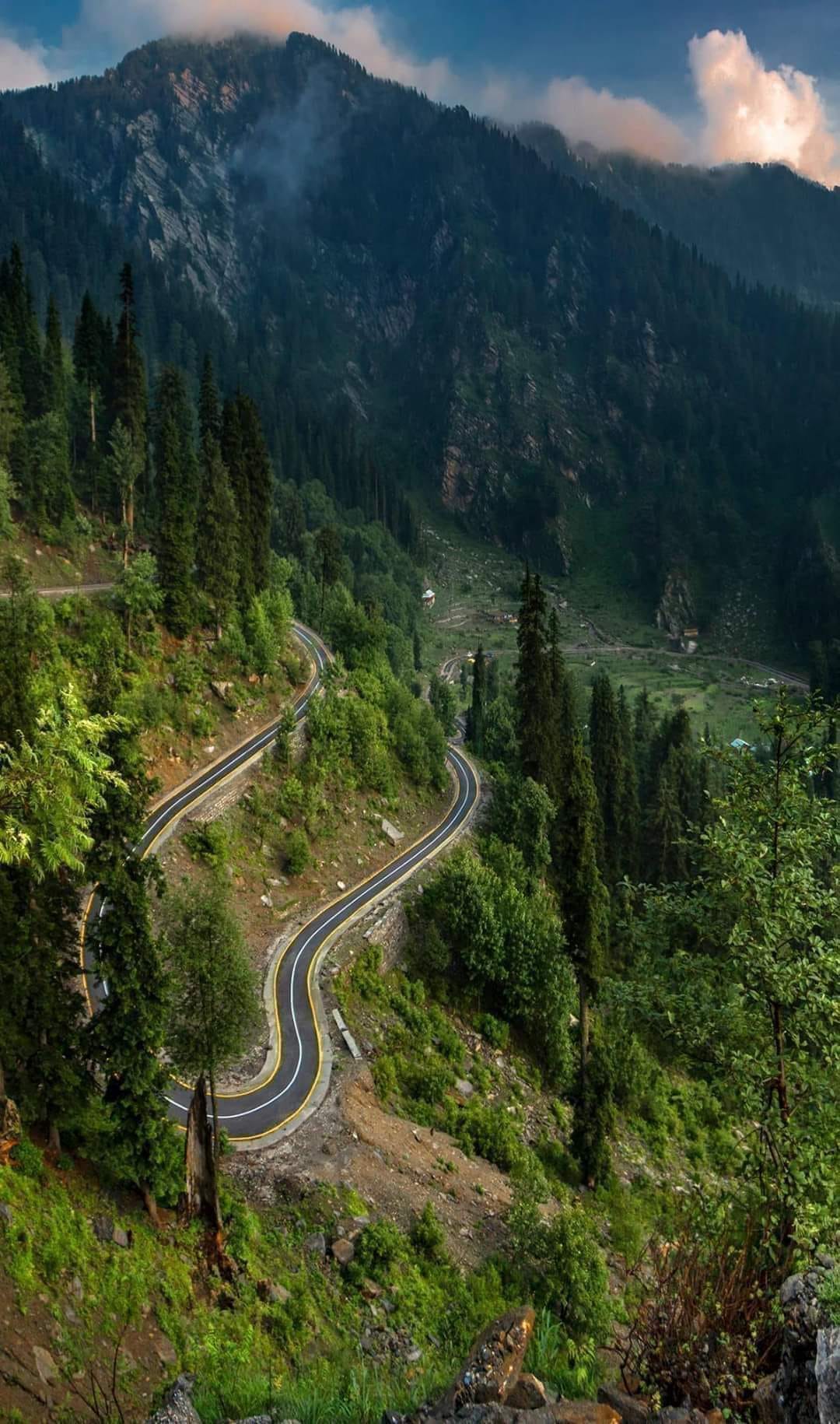 Travel on Leswa Bypass road. trip to Neelum valley. Beautiful road in Azad Kashmir. Leswa Top Leswa valley