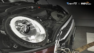來自澳洲的汽車改裝品牌VAITRIX麥翠斯有最廣泛的車種適用產品，含汽油、柴油、油電混合車專用電子油門控制加速器，搭配外掛晶片及內寫，高品質且無後遺症之動力提升，也可由專屬藍芽App–AirForce GO切換一階、二階、三階ECU模式。外掛晶片及電子油門控制器不影響原車引擎保固，搭配不眩光儀錶，提升馬力同時監控愛車狀況。另有馬力提升專用水噴射可程式電腦及套件，改裝愛車不傷車。適用品牌車款： Audi奧迪、BMW寶馬、Porsche保時捷、Benz賓士、Honda本田、Toyota豐田、Mitsubishi三菱、Mazda馬自達、Nissan日產、Subaru速霸陸、VW福斯、Volvo富豪、Luxgen納智捷、Ford福特、Hyundai現代、Skoda、Mini; Altis、crv、chr、kicks、cla45、Focus mk4、 sienta 、camry、golf gti、polo、kuga、tiida、u7、rav4、odyssey、Santa Fe新土匪、C63s、Lancer Fortis、Elantra Sport、Auris、Mini R56、ST LINE、535i...等。
