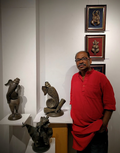 Chandan Roy with his bronze Ganesha sculptures for GANAPATI - exclusive show of Ganesha sculptures at Indiaart Gallery, Pune (www.indiaart.com)