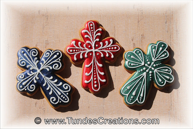 Cross cookies by Tunde Dugantsi