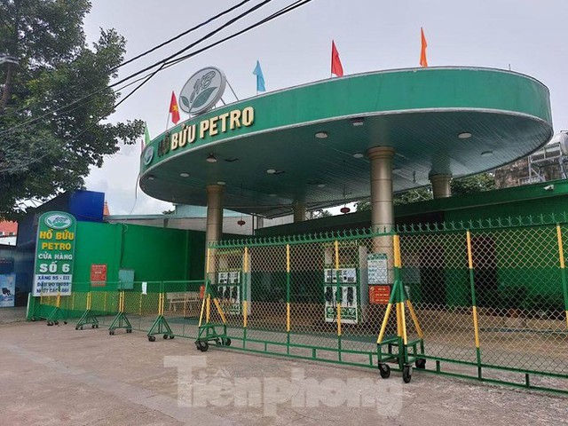 Hàng loạt cây xăng bất ngờ đóng cửa khi giá giảm mạnh - Ảnh 5.