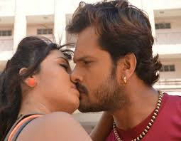 Mihini Ghosh and Khesaro Lal YadavKissing Image