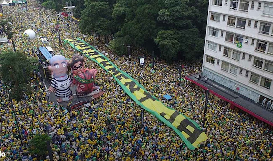 13 de março de 2016: avenida Paulista, São Paulo