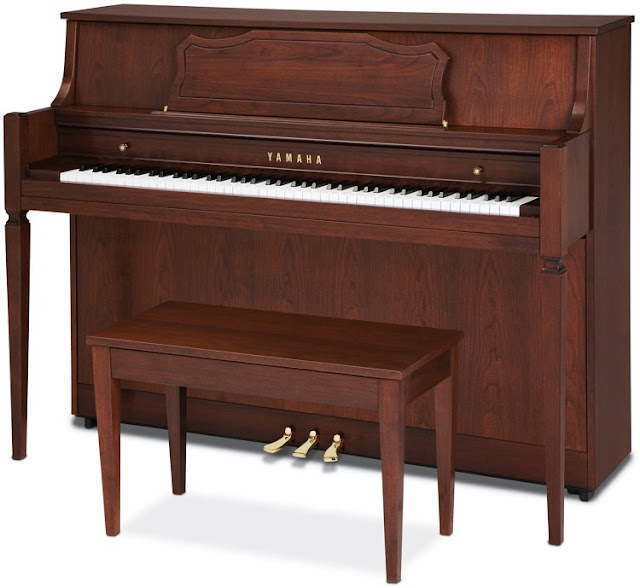 Acoustic Upright Pianos