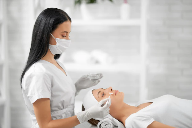 dermatologists in Encino