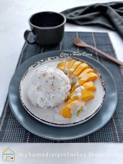 Mango Sticky (glutinous) Rice / Khao Neow Mamuang. Best recipe with video/ Resep Ketan mangga khas Thailand | Çitra's Home Diary. #khaoneowmamuang #ketanmangga #stickyricerecipe #glutenfreerecipe #glutinousricerecipe #mangostickyrice #mango #thaidessert #dessert