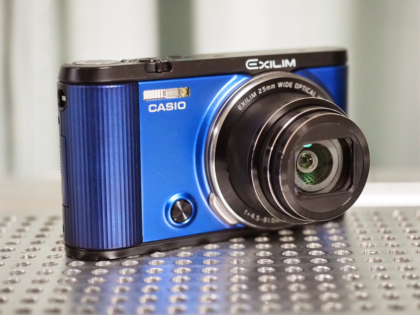 B Log Cabin Blogger レビュー Casio Exilim Ex Zr1600 の Bluetooth Smart による Iphone 連携は最強