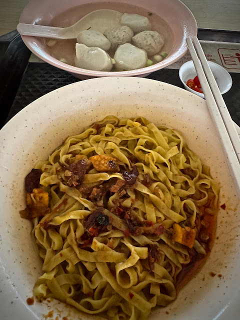 Hong Xing Handmade Fishball • Meatball Noodle (鸿興手工鱼圆•肉圆面), Bukit Merah View Hawker Centre