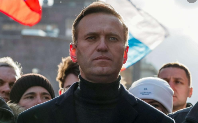 Russia, bandite tutte le attività legate a Navalny