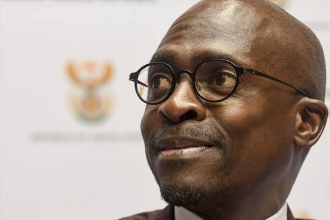 Watch s_e_x Video of Malusi Gigaba doing home work 