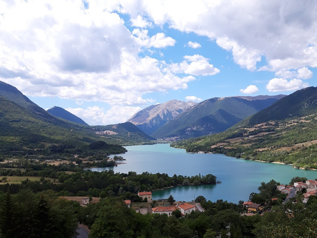 Lago di Barrea dal Paese di Barrea