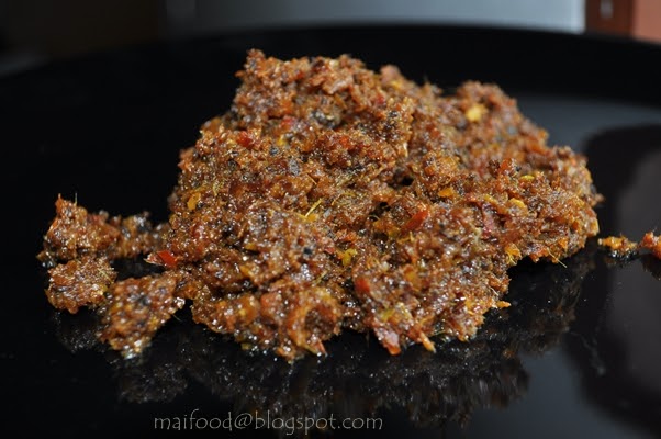 Maifood: sambal bilis yang tak berapa nak hitam