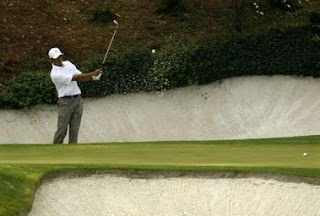 Tiger 12th green Augusta 4-3-07 REUTERS Shaun B