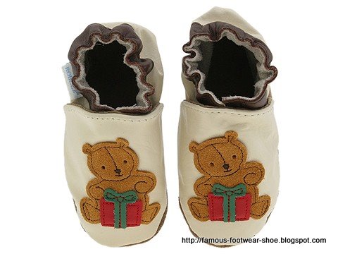 Famous footwear shoe:footwear-152228