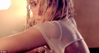 Video Shakira Terbaru