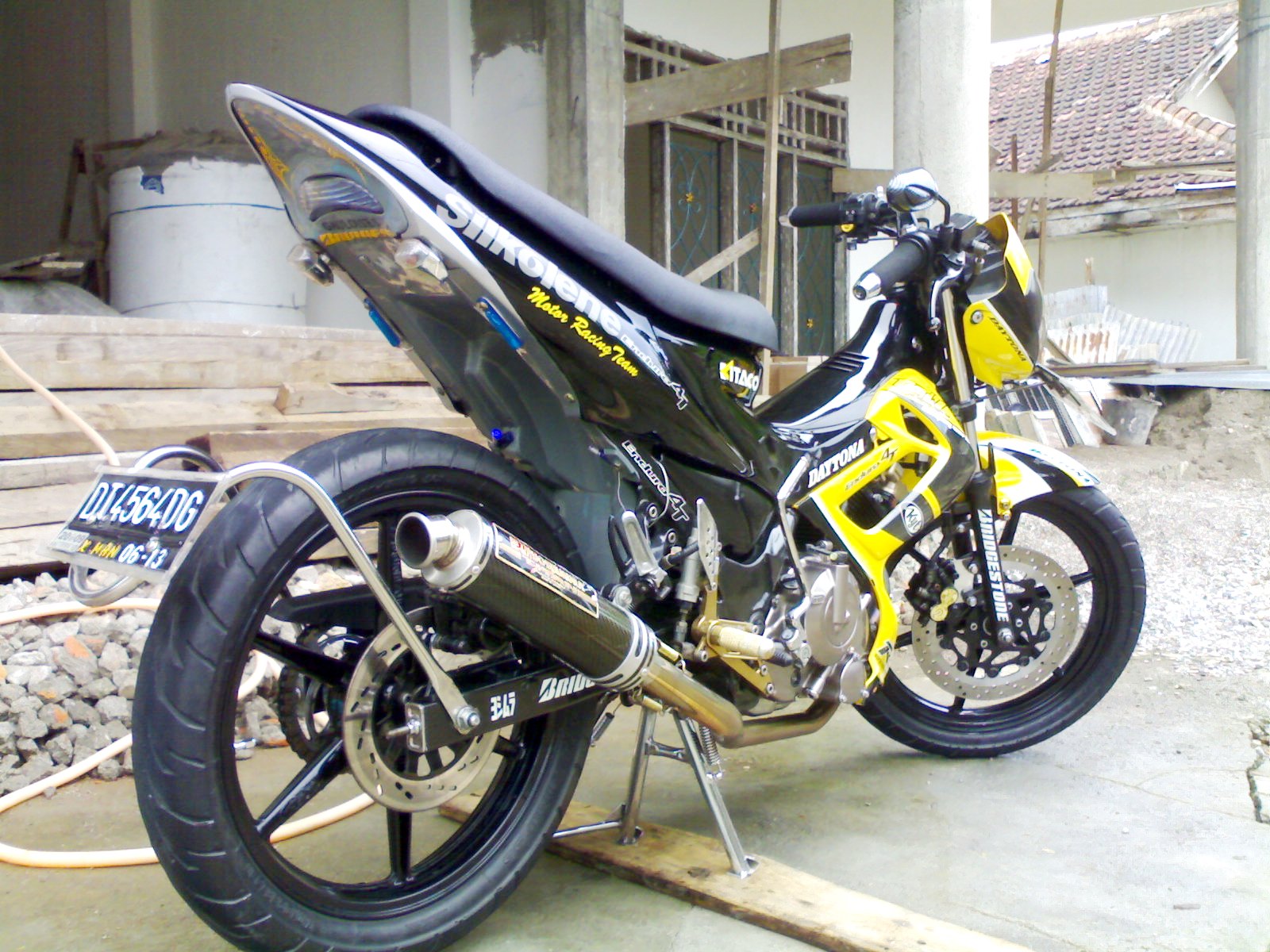 Top 9 Foto Modifikasi Motor Suzuki Satria FU 150