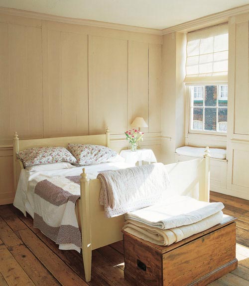 The Cozy Minimalist Search Cozy Simple Bedrooms 