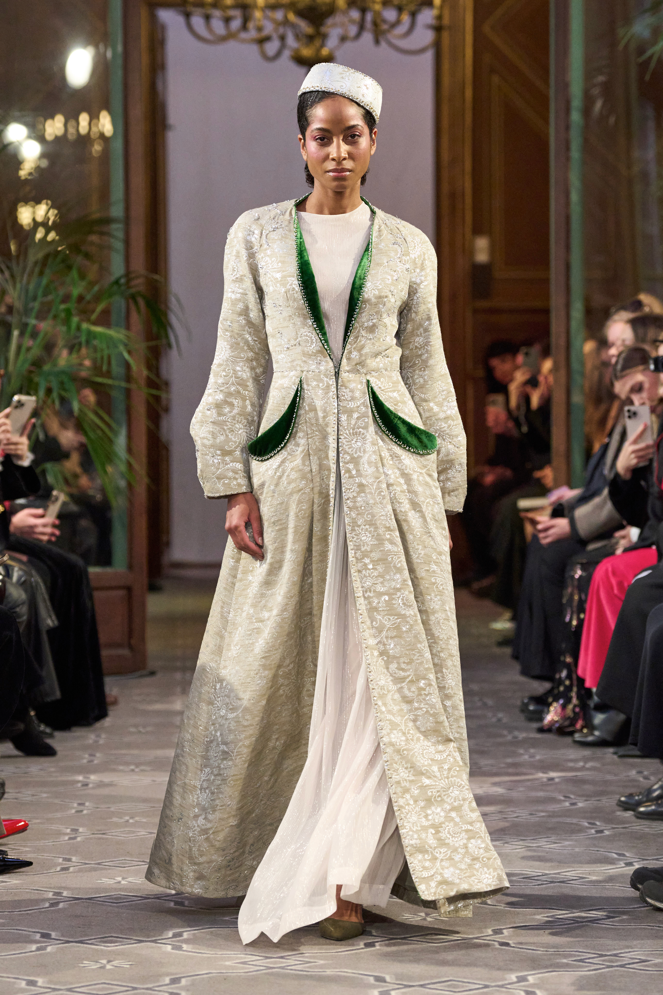 défilé Nurshah Collection couture printemps été 2024