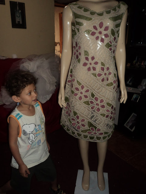 Vestido de Festa de Renda RenascenÃ§a PoÃ§Ã£o Pe