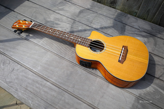 Ohana TK-260GCE Ukulele