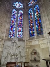 2014.09.11-043 vitraux de la cathédrale Saint-Pierre
