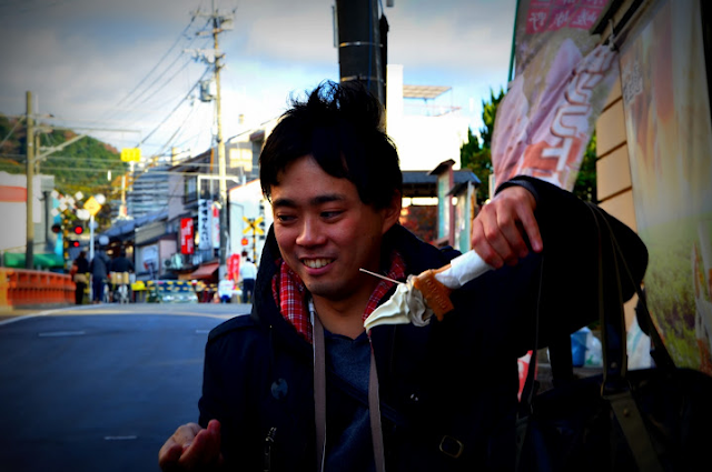 Keisuke playing with the soy ice-cream