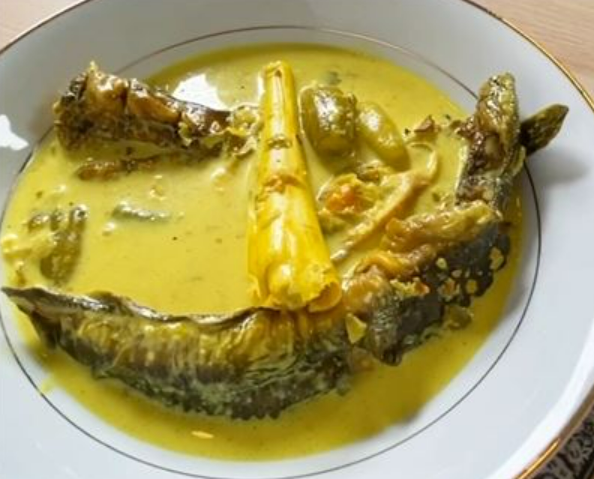 Resepi Ikan Keli Salai Lemak Cili Api Dengan Buah Kundang