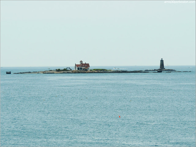 Wood Island y el Faro Whaleback en Kittery Point, Maine