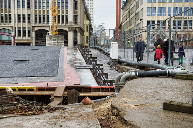 Baustelle Museumsinsel, Friedrichsbrücke, Brückensanierung, Bodestraße, 10178 Berlin, 22.12.2013