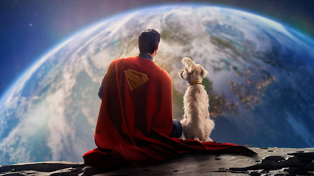 Poster film Superman 2025 menampilkan David Corenswet sebagai Superman.