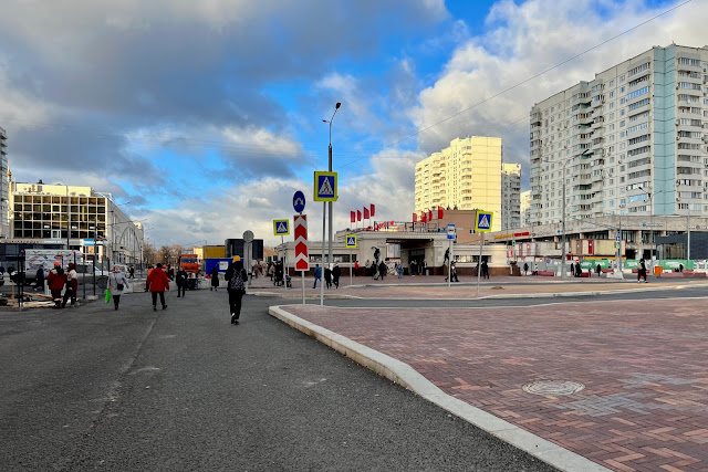 Русаковская улица, Сокольническая площадь, станция метро Сокольники
