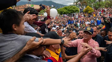 El multitudinario recibimiento a el presidente Gustavo Petro en El Tarra, Norte de Santander 