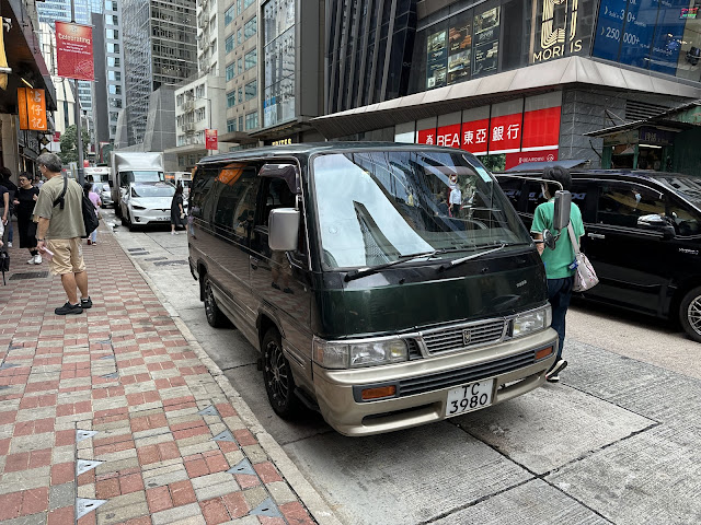 Nissan Caravan GT Cruise @Central, HK #日產 #サニー #香港 #中環 #Central #皇后大道中 #Queen's Road Central