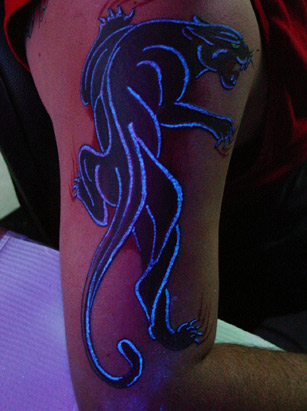 glow in dark tattoo. Glow In The Dark Tattoos.