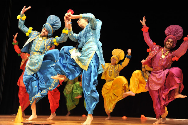 Masala Bhangra Dance