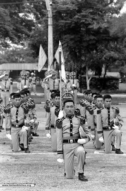 1967%252C%2BSaigon%2B%25E2%2580%2593%2BMilitary%2Bgraduation%2Bparade%252C%2Bat%2Bthe%2BThu%2BDuc%2BARVN%2BInfantry%2BSchool_result