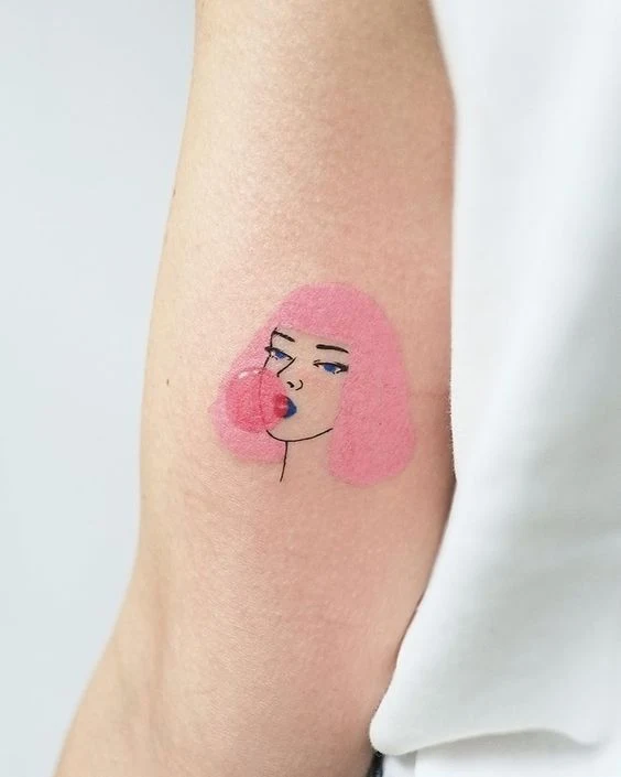 Mini tatuajes para chicas de más de 40