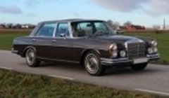 133 Mercedes 300 SEL