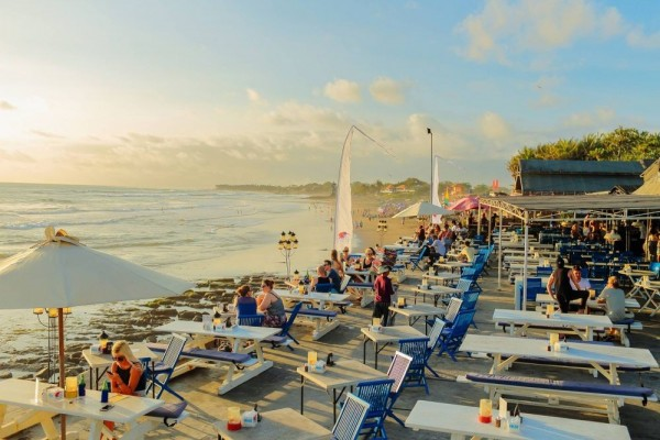 10 Pantai Terbaik Yang Paling di Rekomendasi di Bali, Bikin Betah!
