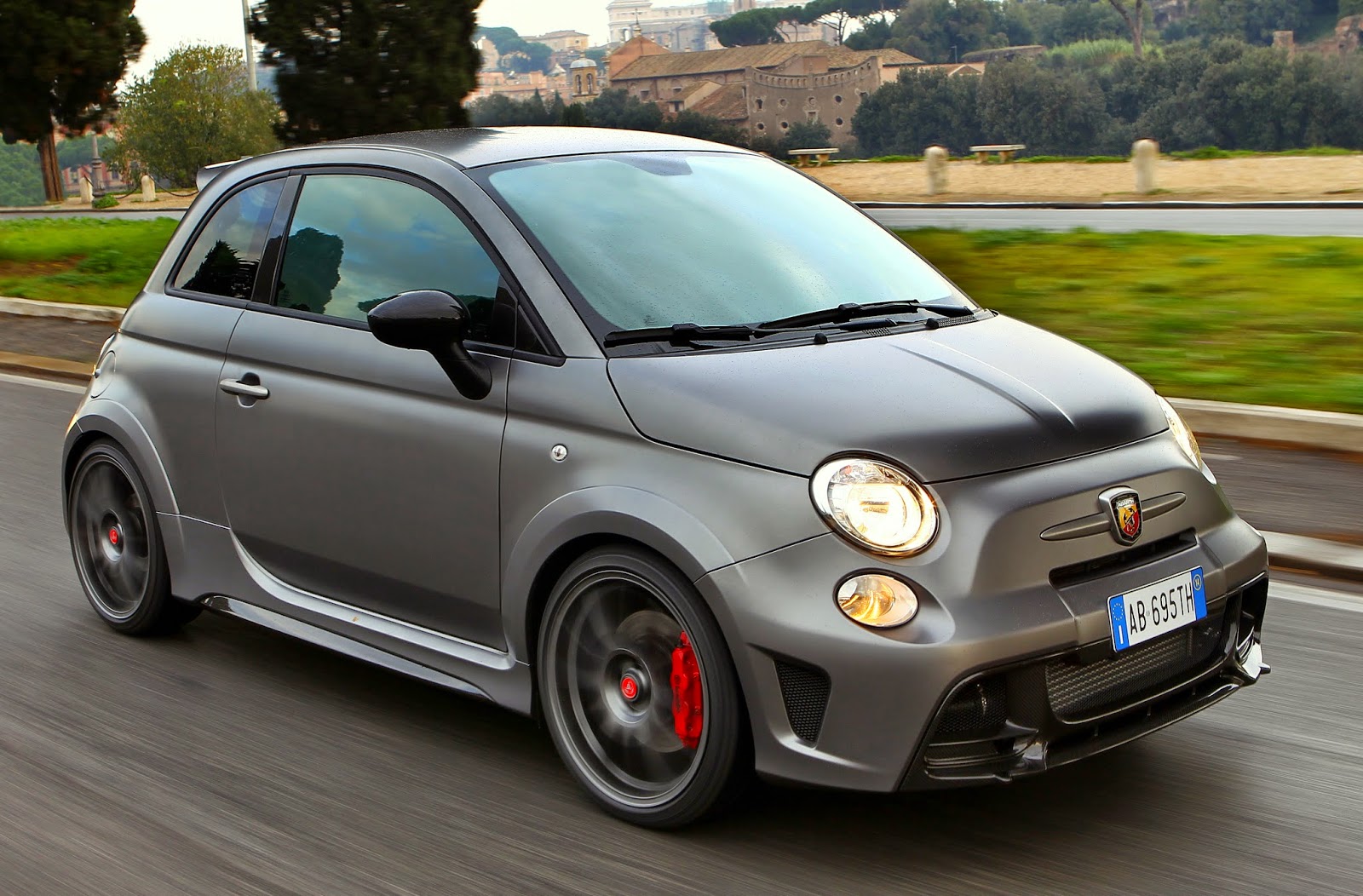 Our RocksonCars blog presenting 2016 Fiat 500 Abarth TribuFerrari