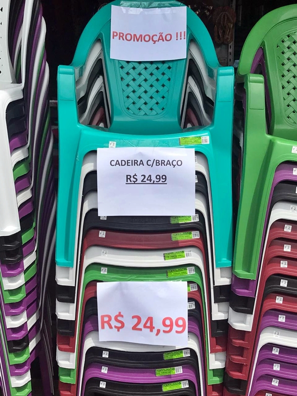 APROVEITE! Promoção de mesas e cadeiras na loja Castelo Importados em Cocal 