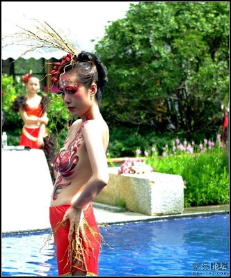 Asian Picture Body Painting