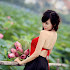 Mai Thỏ gợi tình với hoa sen
