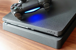 Une console PS4