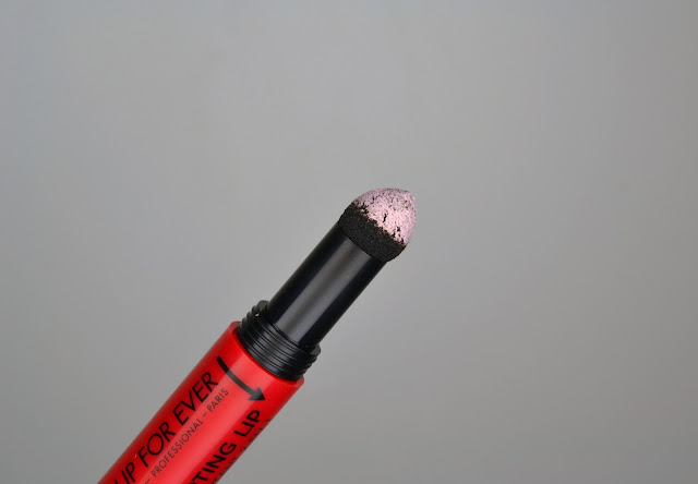 MAKE UP FOR EVER Pro Sculpt Lip Carmine Red 40 Review Swatch 