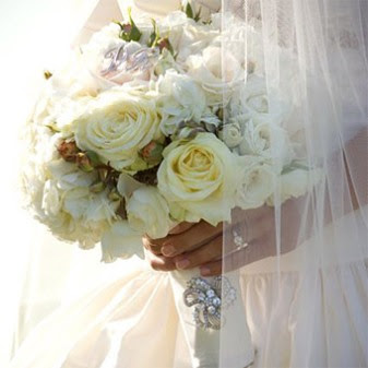 Winter Wedding White Flowers