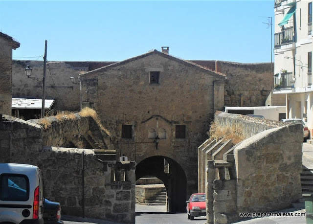 puerta de acceso a Ciudad Rodrigo