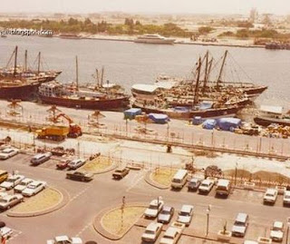 Old And Rare Photos Of Dubai 90s And 80s Living Life in 